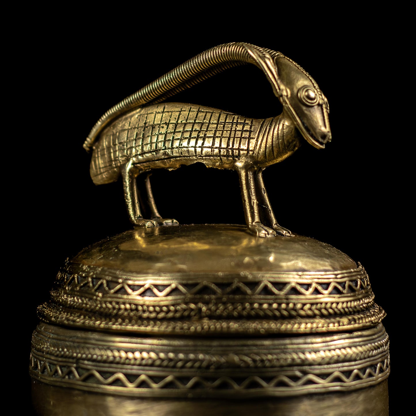 Ashanti Bronze Pot Sable